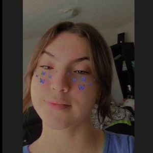 Meet your Posher, Chanel